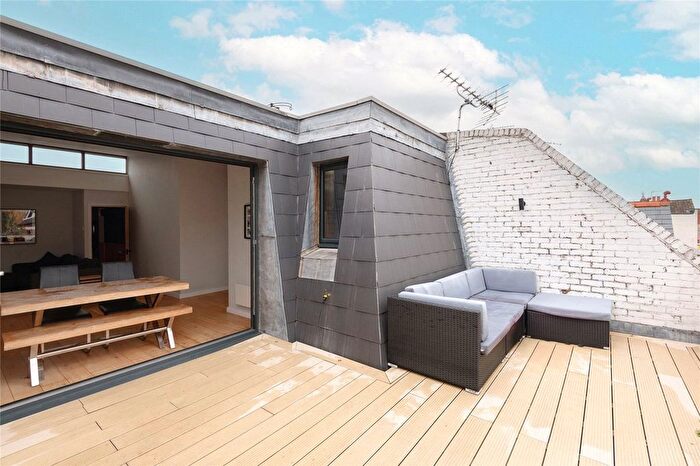 2 Bedroom Flat To Rent In Abbeville Road, Abbeville Village, SW4