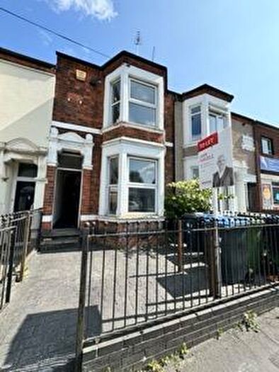 3 Bedroom Terraced House To Rent In Railway Terrace, CV21