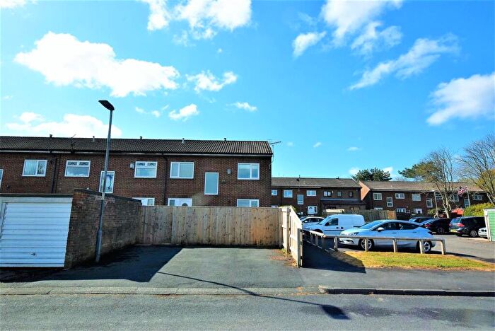 3 Bedroom End Of Terrace House For Sale In Polden Close, Peterlee, County Durham, SR8