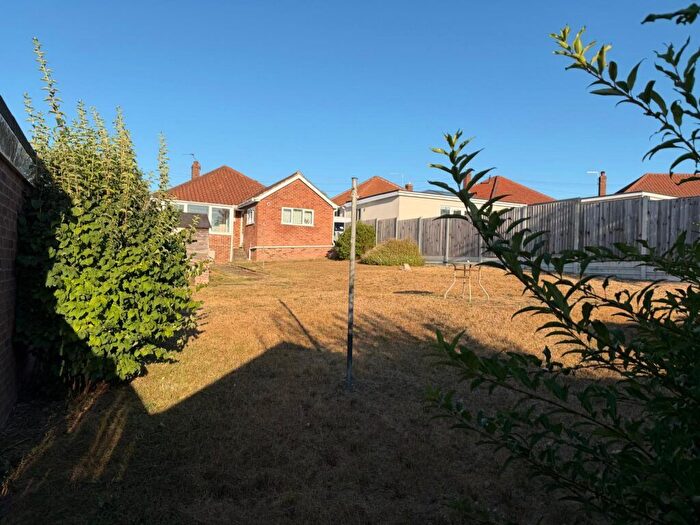 3 Bedroom Detached Bungalow For Sale In Glenda Road, New Costessey, NR5