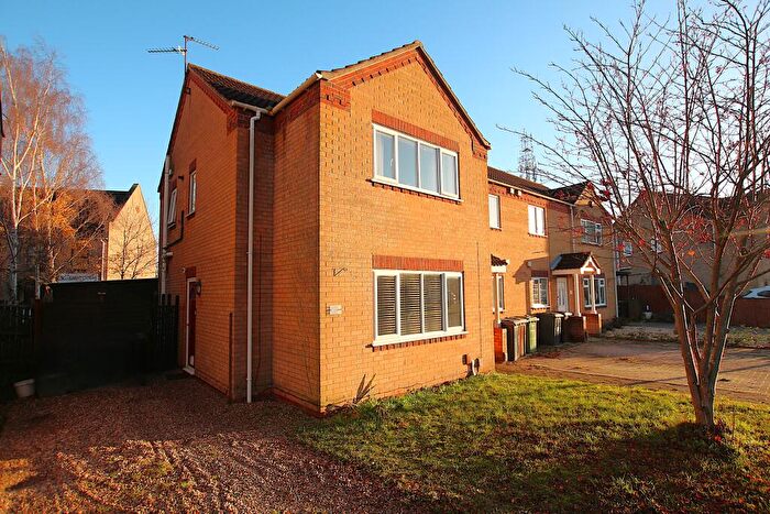 2 Bedroom End Of Terrace House For Sale In Sixfield Close, Lincoln, LN6