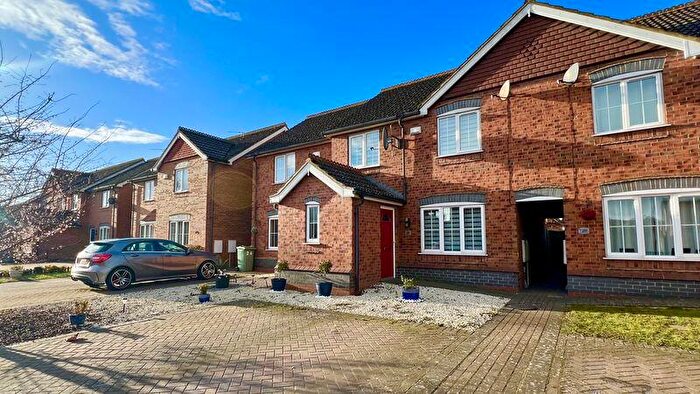 4 Bedroom Terraced House For Sale In Coverdale Road, Scunthorpe, DN16