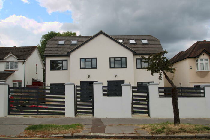 4 Bedroom House To Rent In The Glade, Croydon, CR0