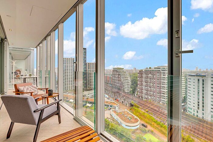 1 Bedroom Flat For Sale In Circus Road West, London, SW11