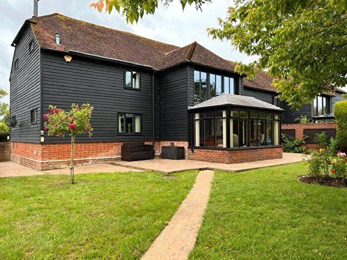 4 Bedroom Barn Conversion For Sale In Maidstone Road, Hadlow, Tonbridge, Kent, TN11