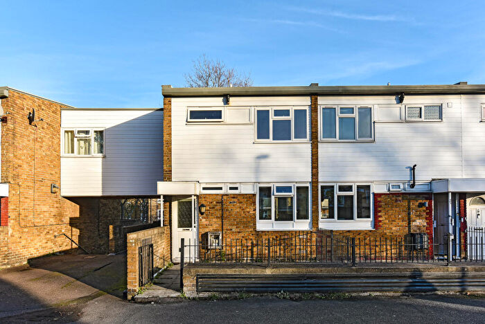 3 Bedroom Terraced House For Sale In Coston Walk, Brockley, London, SE4