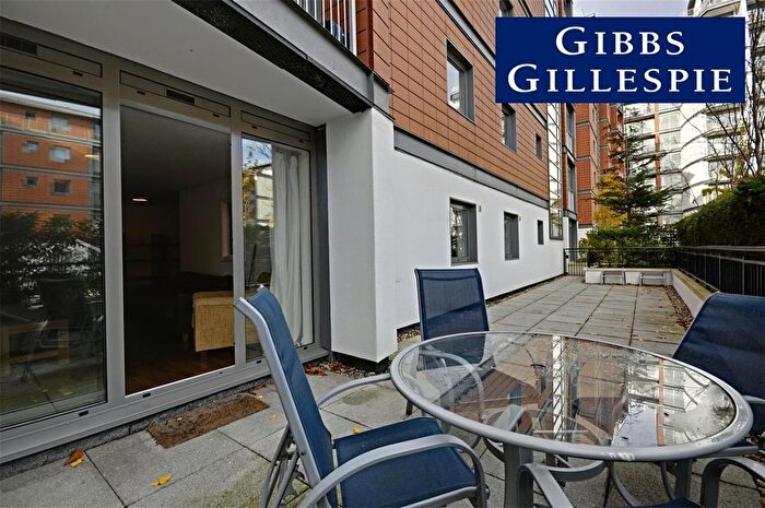 2 Bedroom Flat To Rent In Holland Gardens, Brentford, TW8