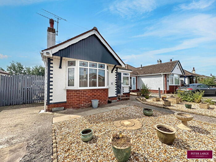 2 Bedroom Detached Bungalow For Sale In Marion Road, Prestatyn, Denbighshire, LL19