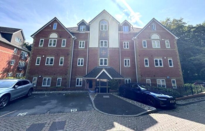 2 Bedroom Flat To Rent In Millennium Court, Basingstoke, RG21