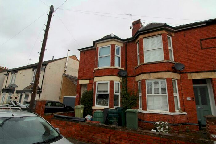 3 Bedroom End Of Terrace House To Rent In Western Road, Bletchley, Milton Keynes, MK2
