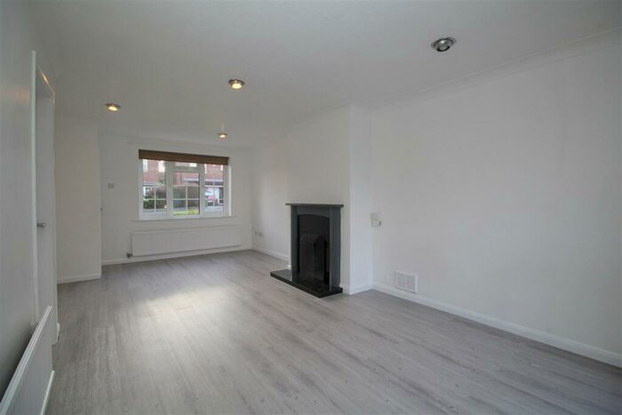 4 Bedroom Detached House To Rent In Montague Drive, Loughborough, LE11