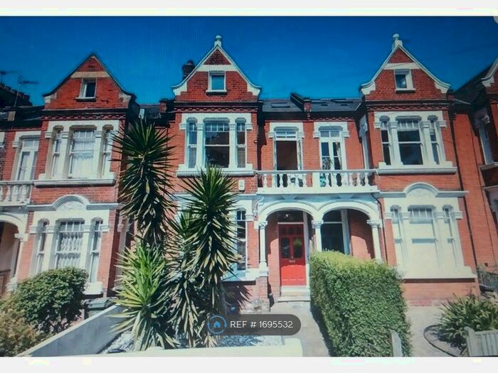 5 Bedroom Terraced House To Rent In Crescent Lane, London, SW4