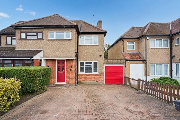 3 Bedroom Semi Detached House For Sale In Lyndhurst Avenue, Pinner, HA5