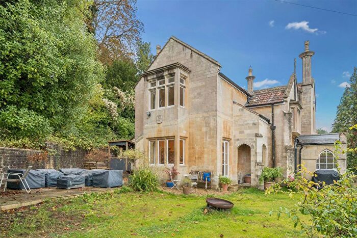 4 Bedroom Detached House For Sale In Entry Hill Drive, Bath, BA2