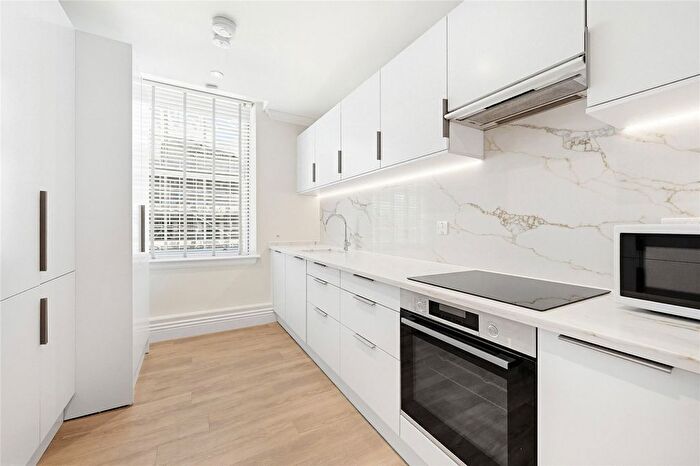 2 Bedroom Flat To Rent In Davies Street, London, W1K