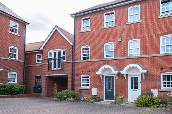4 Bedroom Terraced House For Sale In George Roche Road, Canterbury, CT1