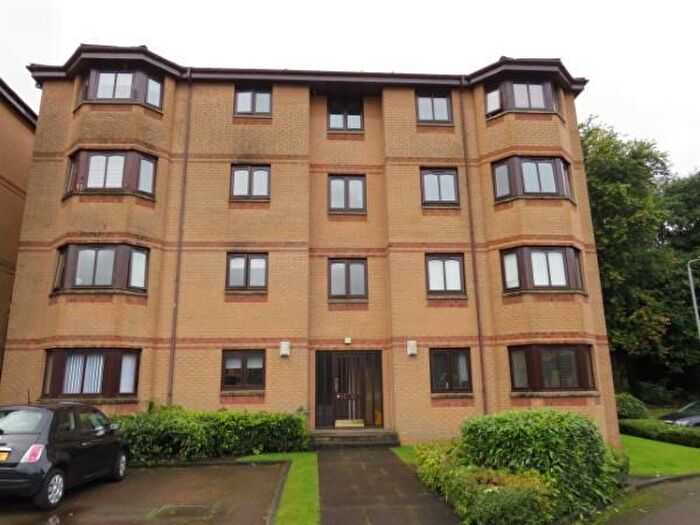 2 Bedroom Flat To Rent In Glenview Drive, Kirkintilloch, G66