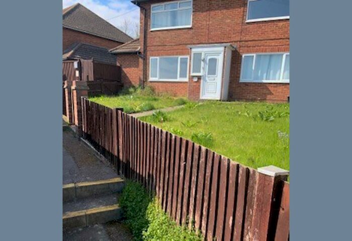 2 Bedroom Flat To Rent In Brabner Close, Folkestone, Kent, CT19