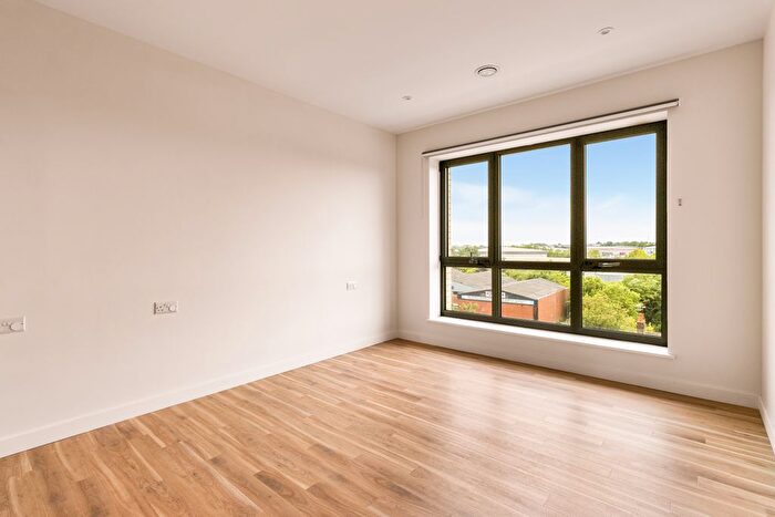 1 Bedroom Flat To Rent In Greenford, UB6