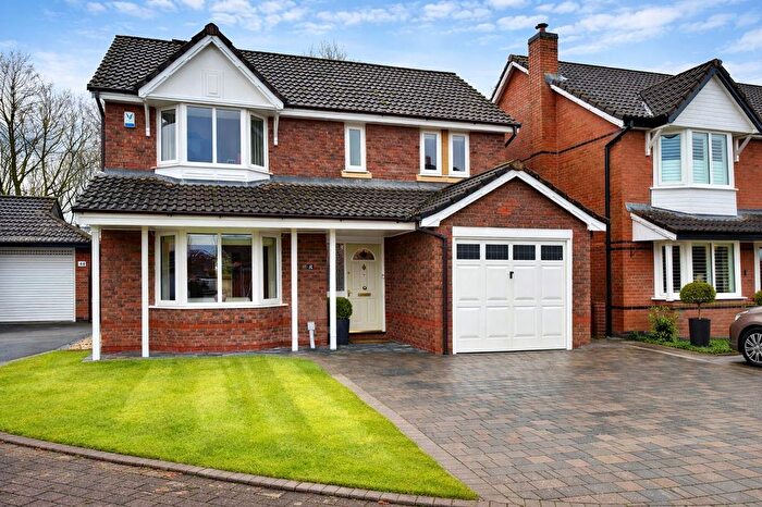 4 Bedroom Detached House For Sale In Pendle Gardens, Culcheth, WA3