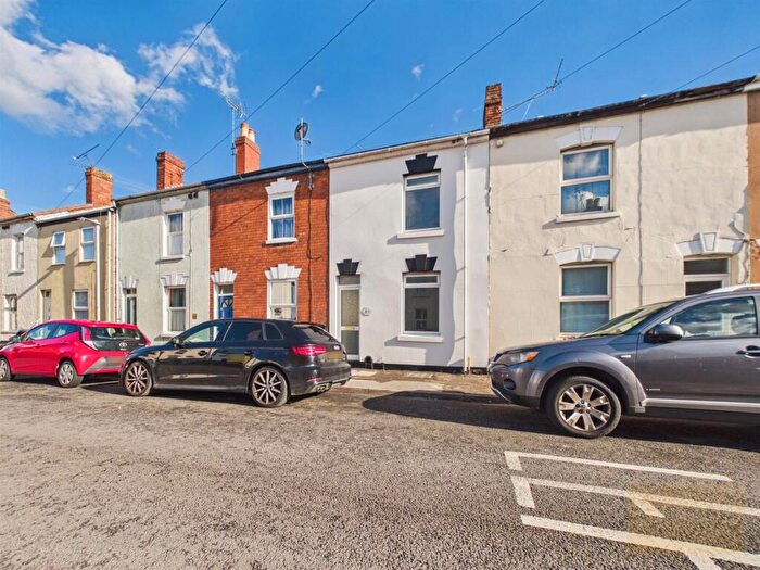 2 Bedroom Terraced House For Sale In Millbrook Street, Gloucester, GL1