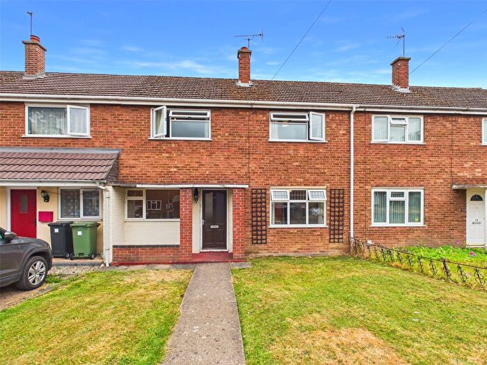 3 Bedroom Terraced House For Sale In Grisedale Drive, Worcester, Worcestershire, WR4