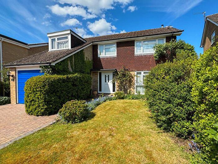 4 Bedroom Detached House For Sale In Swanmore, SO32