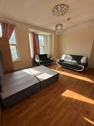 1 Bedroom Flat To Rent In Ravensbourne Road, London, SE6