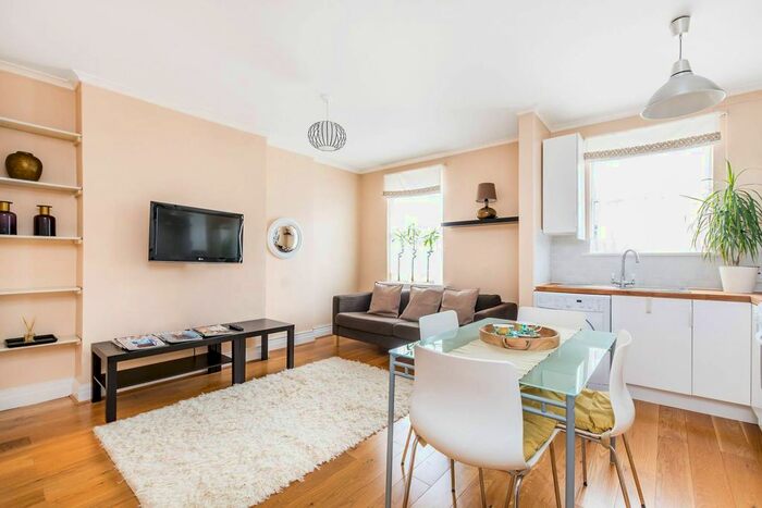 1 Bedroom Flat To Rent In Penzance Street, Holland Park, London, W11