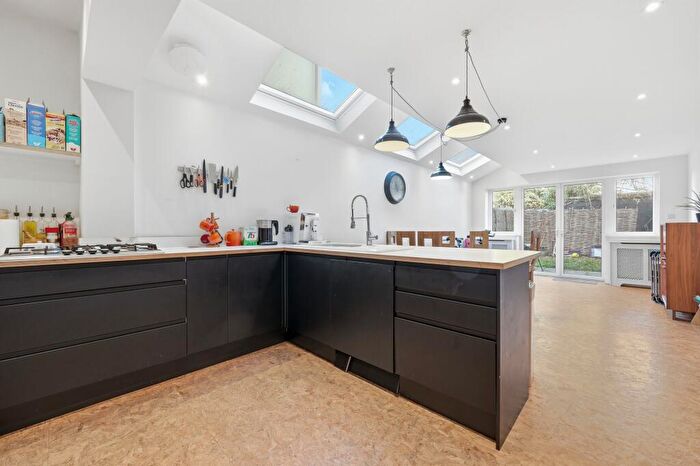 4 Bedroom Terraced House For Sale In Woodlands Road, London, E17