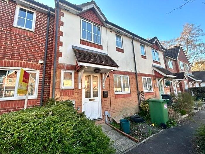 2 Bedroom Terraced House To Rent In Newbury, Berkshire, RG14