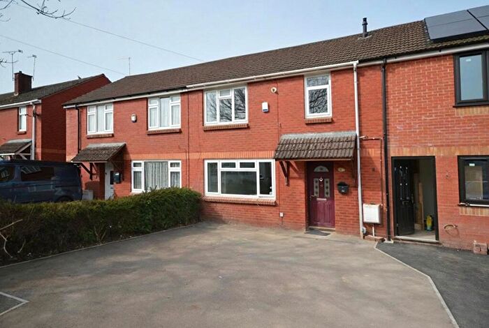 3 Bedroom Terraced House For Sale In Kenilworth Close, Keynsham, Bristol, BS31