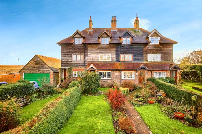3 Bedroom Town House For Sale In Dallas Lane, Barcombe, Lewes, BN8
