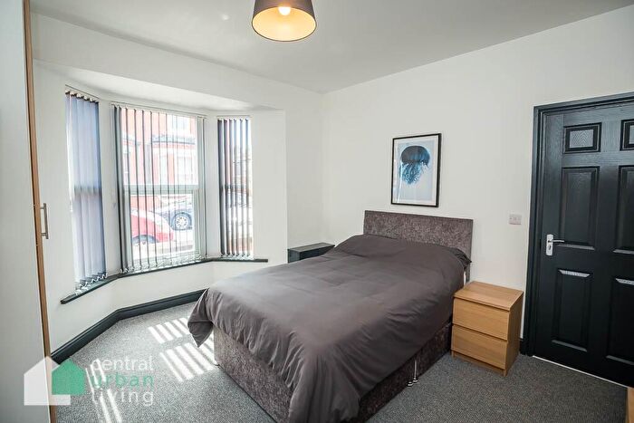5 Bedroom Terraced House To Rent In West Lorne Street, Chester, Cheshire, CH1