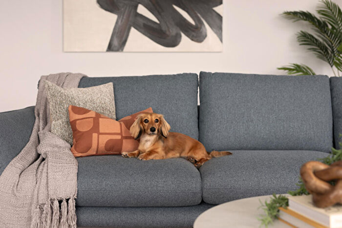 3 Bedroom Apartment To Rent In Dockside, Edinburgh, EH6