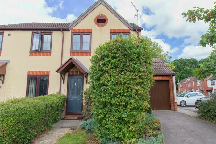 2 Bedroom House To Rent In Thorburn Chase, College Town, Sandhurst, GU47