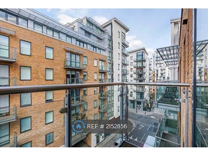 Studio To Rent In Caspian Wharf, London, E3