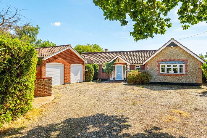 3 Bedroom Detached Bungalow For Sale In Grove Road, Carlton Colville, NR33