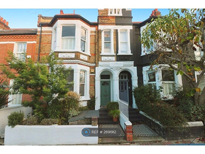 1 Bedroom Flat To Rent In Santos Road, London, SW18