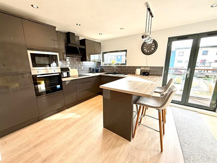 4 Bedroom Terraced House For Sale In St Stephens Court, Maritime Quarter, Swansea, SA1