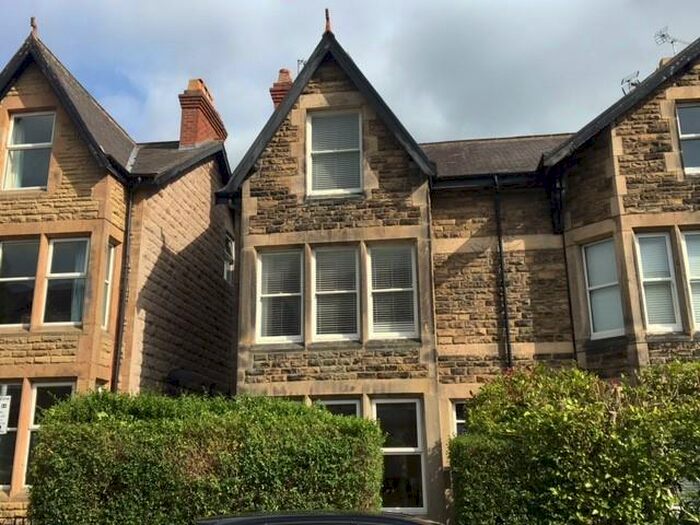 2 Bedroom Apartment To Rent In Dragon Avenue, Harrogate, HG1