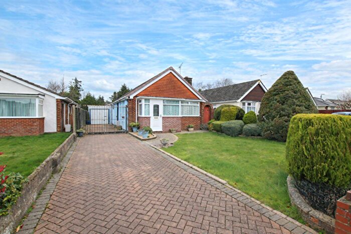 2 Bedroom Detached Bungalow For Sale In Charden Road, Bishopstoke, Eastleigh, SO50