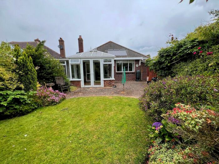 2 Bedroom Detached Bungalow For Sale In Chiltern Drive, Barton On Sea