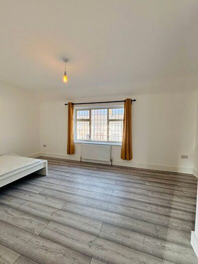 2 Bedroom Terraced House To Rent In Parsloes Avenue, Dagenham, RM9