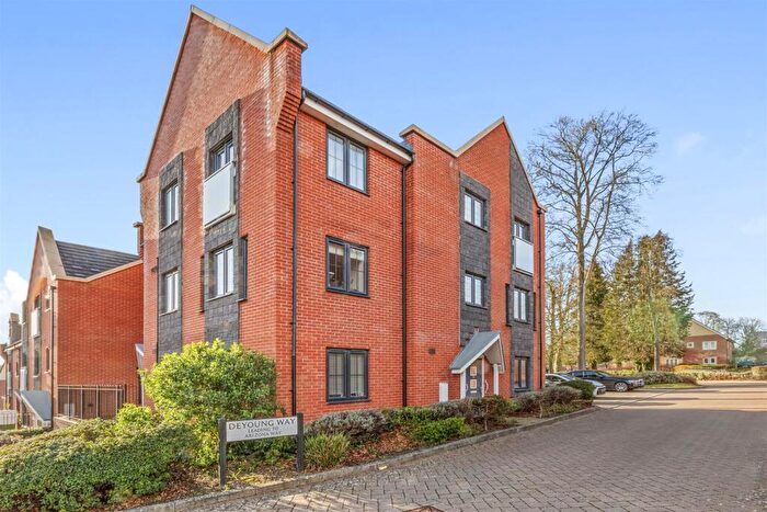 2 Bedroom Apartment For Sale In Pine Trees, High Wycombe, HP11