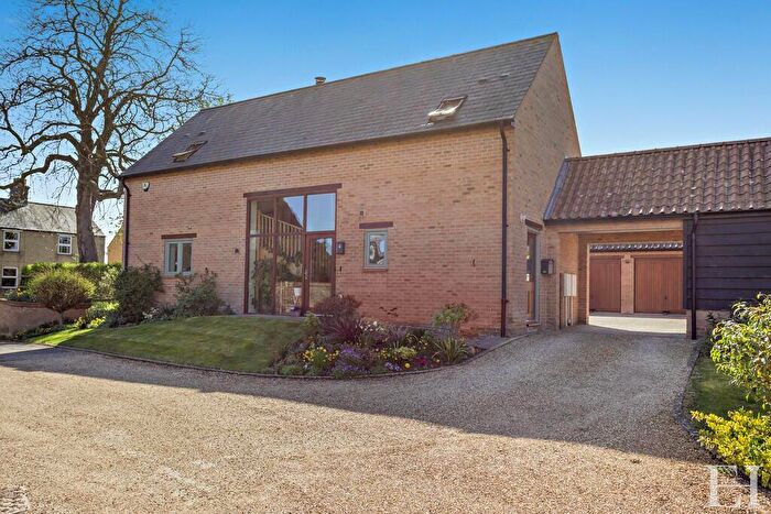 3 Bedroom Detached House For Sale In Kings Ripton, Huntingdon, PE28