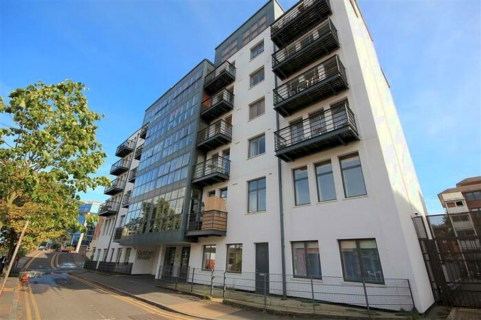 1 Bedroom Apartment To Rent In Queens Road, Reading, Berkshire, RG1