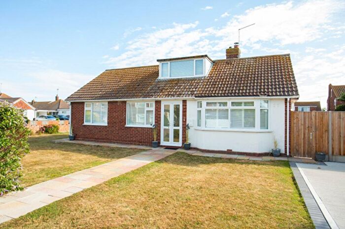 3 Bedroom Bungalow For Sale In Kite Farm, Whitstable, Kent, CT5