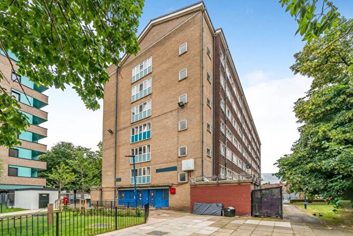 1 Bedroom Flat For Sale In Heylyn Square, Mile End, London, E3
