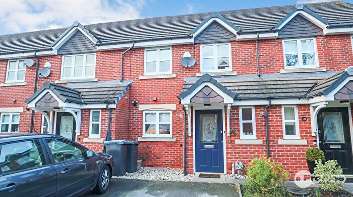 3 Bedroom Town House For Sale In Wellington Close, Burbage, LE10